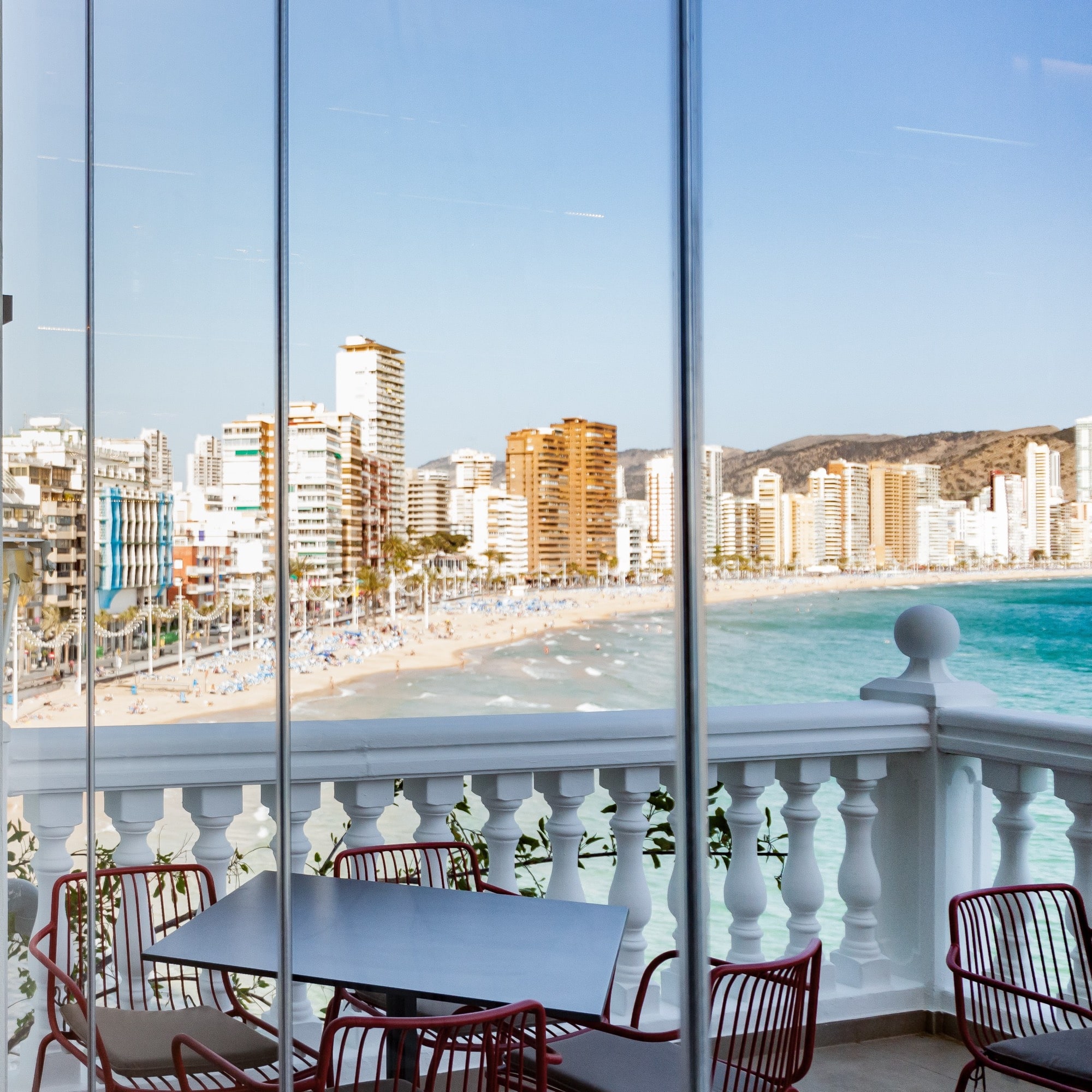 Restaurante en Benidorm D-Vora - Terraza con vistas